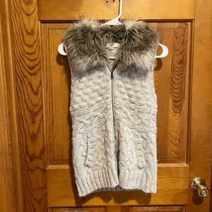 Tan sweater vest with faux fur collar. Loft size small.